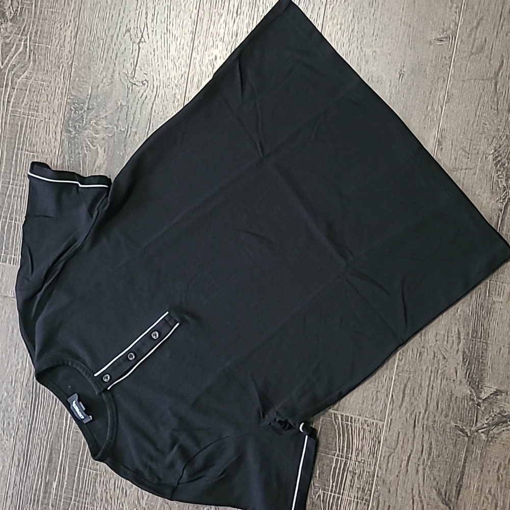 Express Mens Henley T-Shirt Size Medium